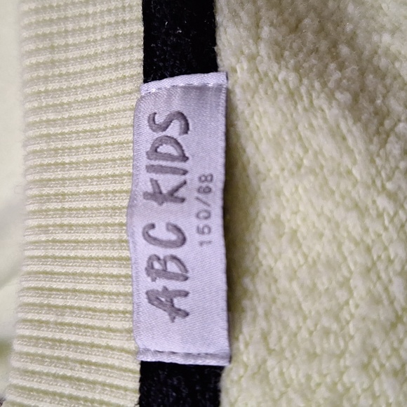 Lemon Sweatshirt For Girls - Picture 5 of 9